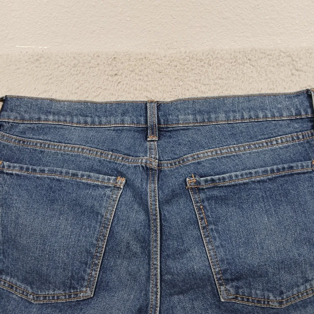 Old Navy Wow Boyfriend Jeans Womens 12 Mid-Rise Medium Wash Straight‎ Denim EUC